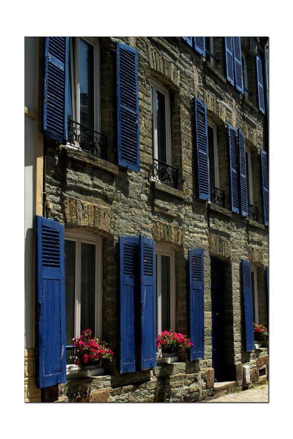 Les Unelli Hotel Cherbourg-en-Cotentin Exterior photo